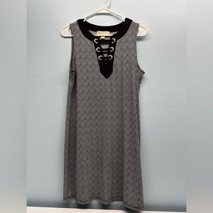 Women’s Michael Kors Black And White Spot Sleeveless Stretch Shift  Knee Dress M